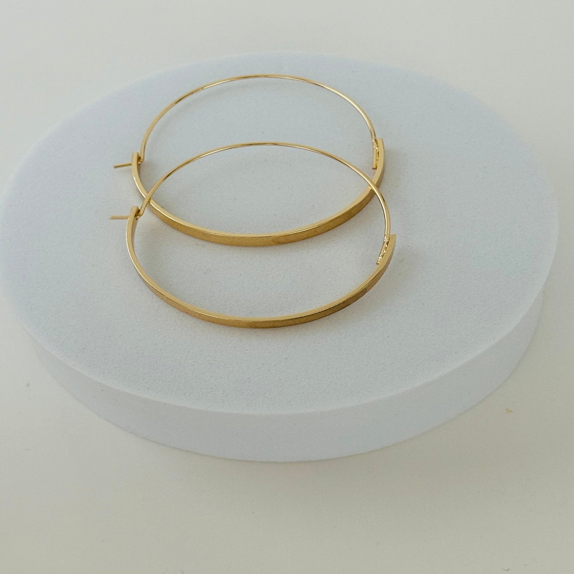 Gold Hoop Earrings | Classic & Timeless Jewelry for Every Style