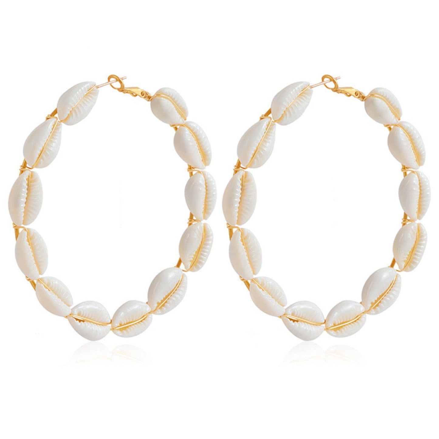 Shell Gold Hoop Earrings Alloy
2.75 inches
0.81 oz