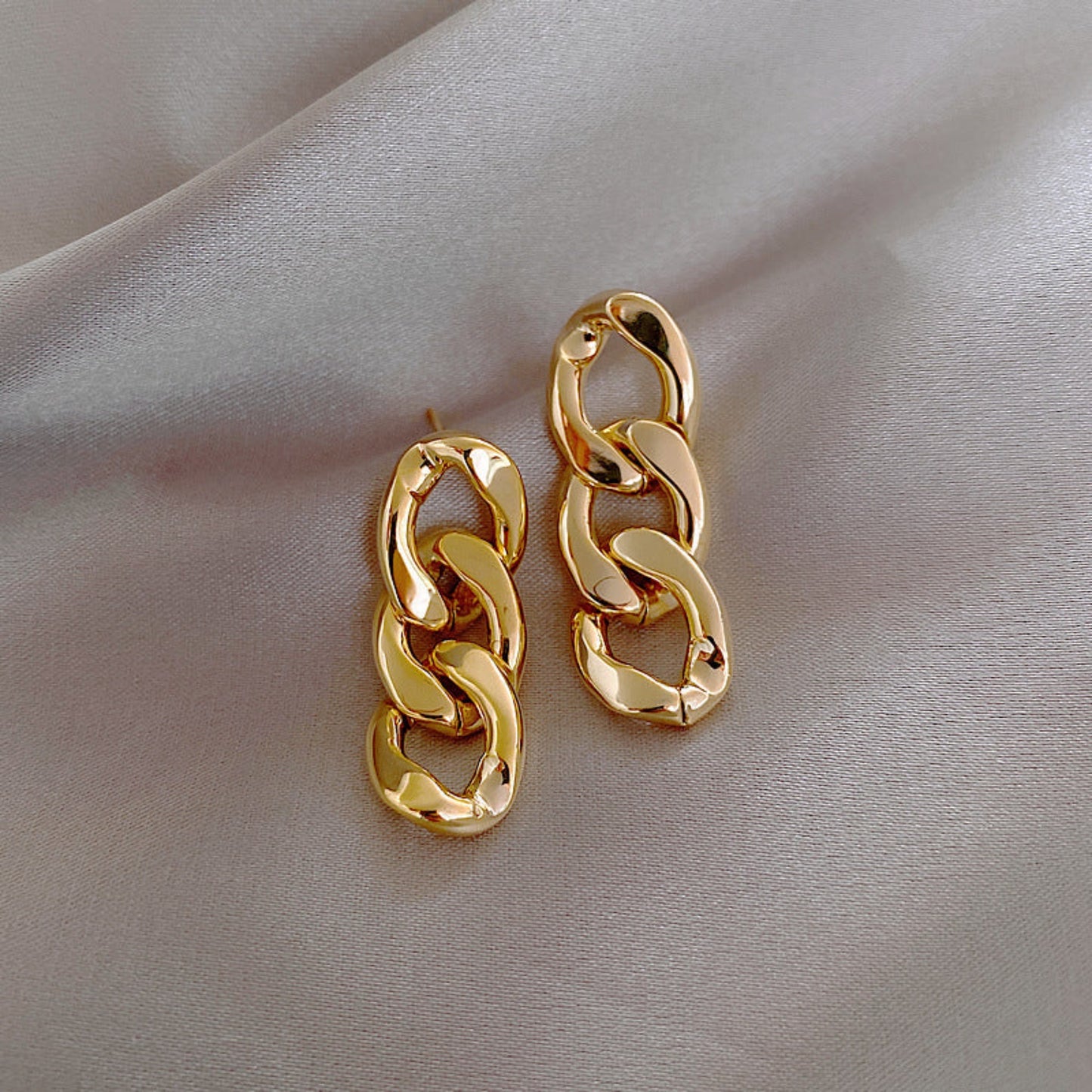 Golden Links Earrings